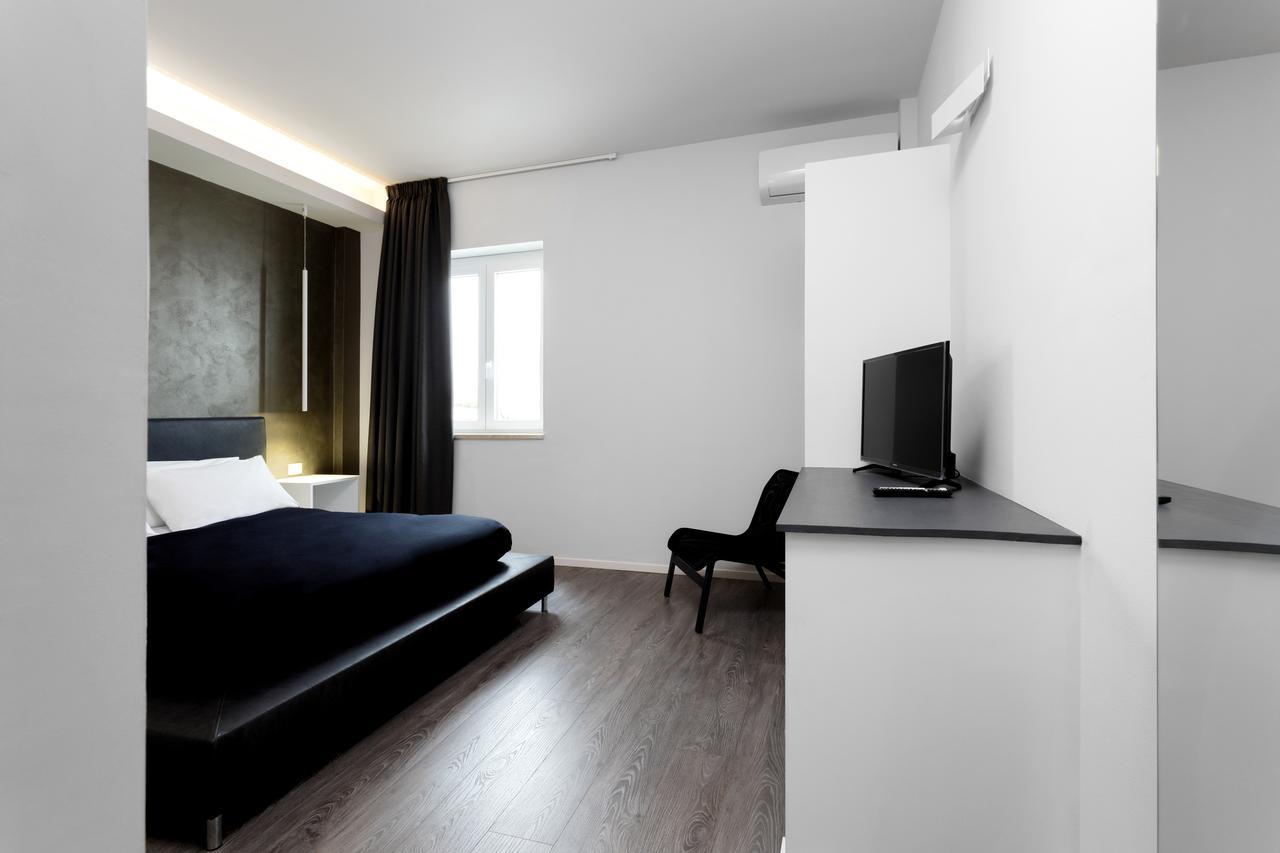 Minimal Rooms Галлиполи Экстерьер фото